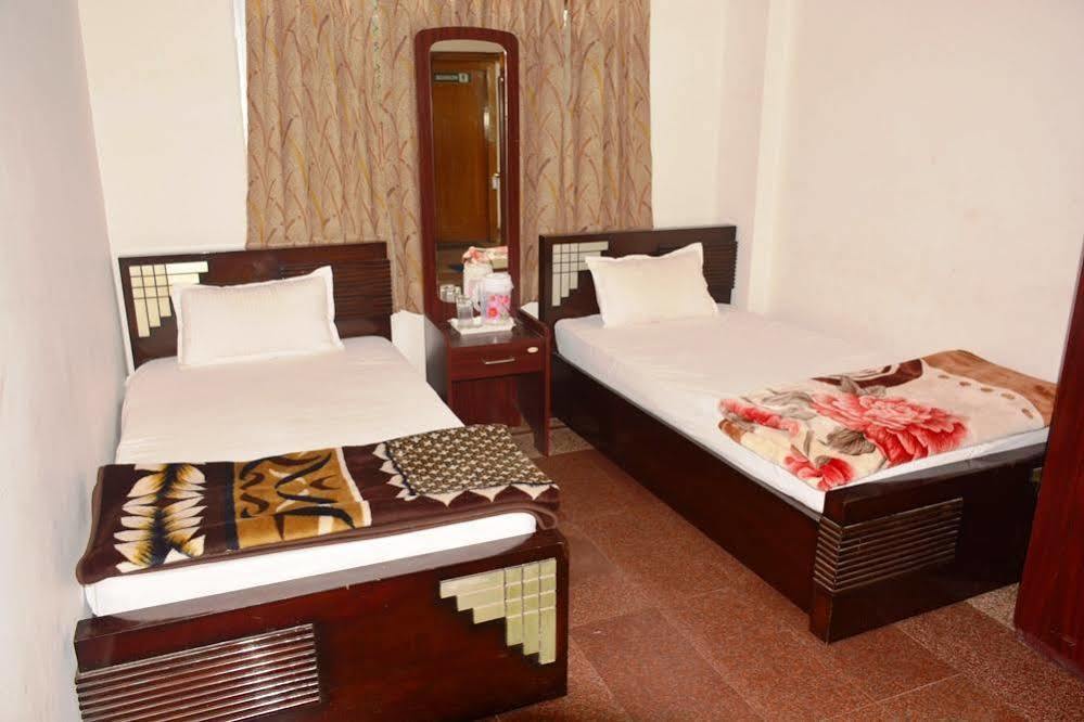 Hotel Thai International Bodh Gaya Ngoại thất bức ảnh